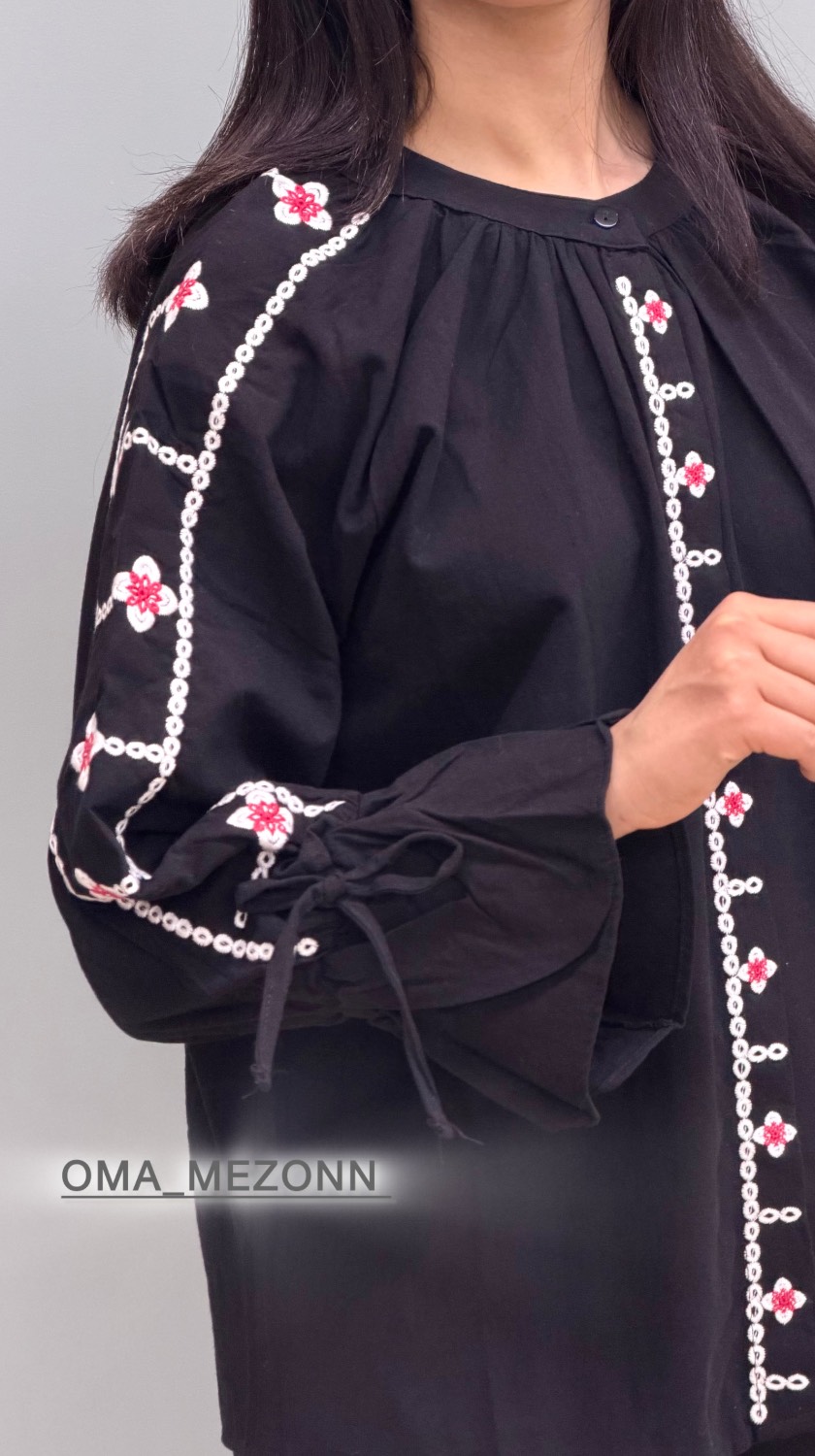 شوميز مشكي گلدوزي esq